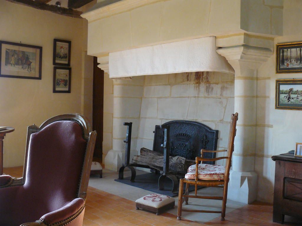 Manoir Du Bois Noblet Bed & Breakfast Louerre Room photo